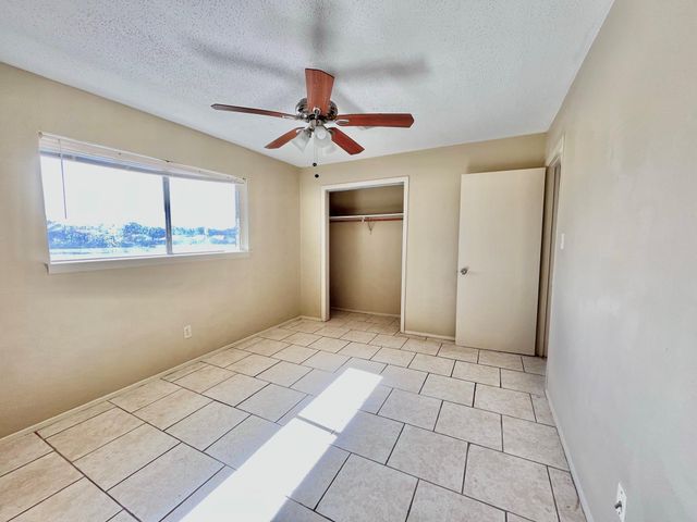 3021 Sycamore Avenue 10, Bay City, TX 77414