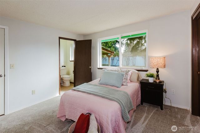 2421 Lodgepole Drive SE, Port Orchard, WA 98366