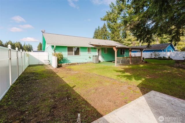 2421 Lodgepole Drive SE, Port Orchard, WA 98366
