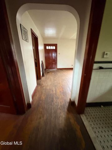 1833 Avenue A, Schenectady, NY 12308
