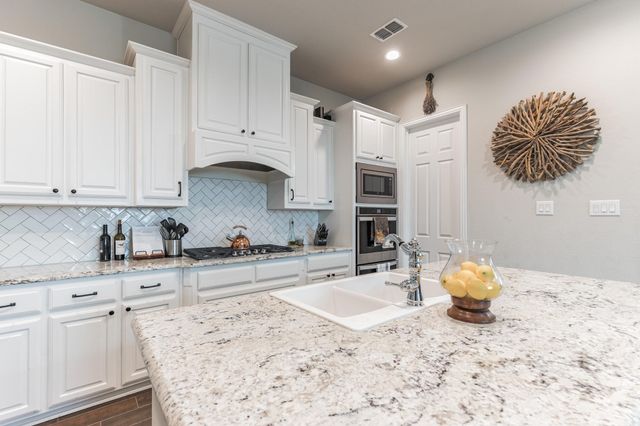 14800 Belclaire Avenue, Aledo, TX 76008