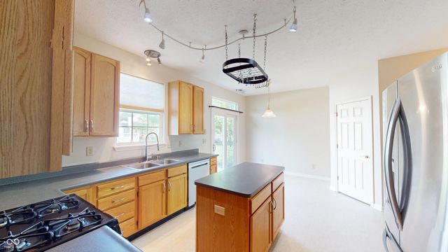 4852 Thicket Grove Lane, Indianapolis, IN 46237