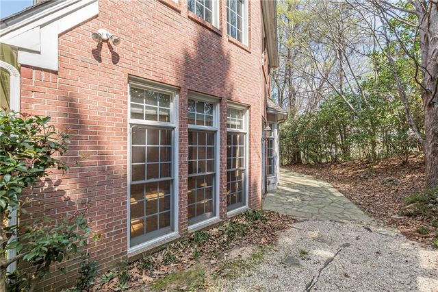 3507 Highgrove Way NE, Atlanta, GA 30319