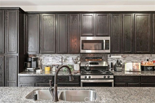 18332 Cayenne, San Bernardino, CA 92407