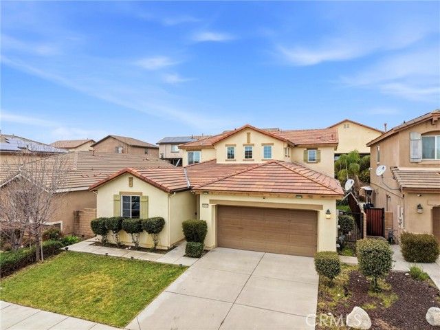 18332 Cayenne, San Bernardino, CA 92407