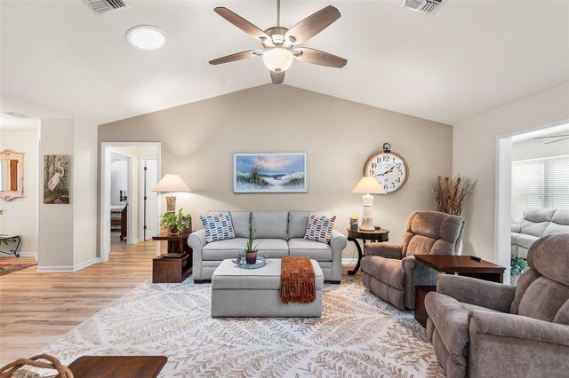 510 EASTLAKE DR, Haines City, FL 33844