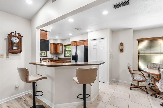 510 EASTLAKE DR, Haines City, FL 33844