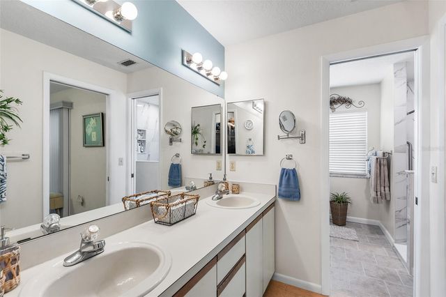 510 EASTLAKE DR, Haines City, FL 33844