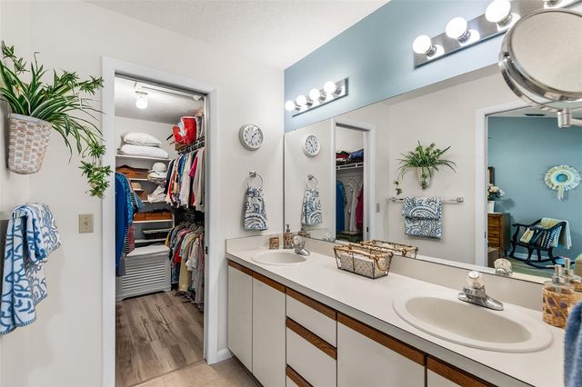 510 EASTLAKE DR, Haines City, FL 33844