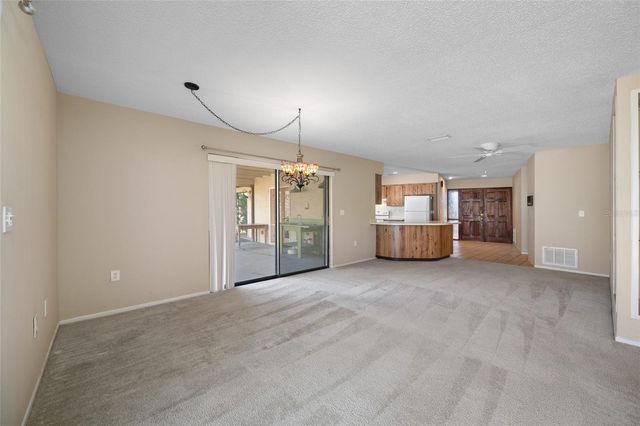 869 SEMINOLE BOULEVARD, Tarpon Springs, FL 34689