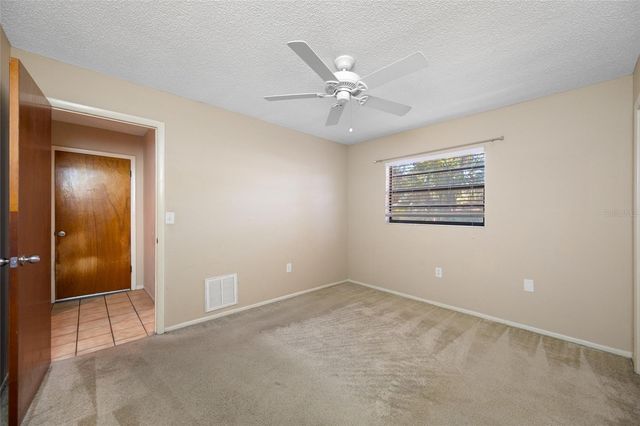 869 SEMINOLE BOULEVARD, Tarpon Springs, FL 34689
