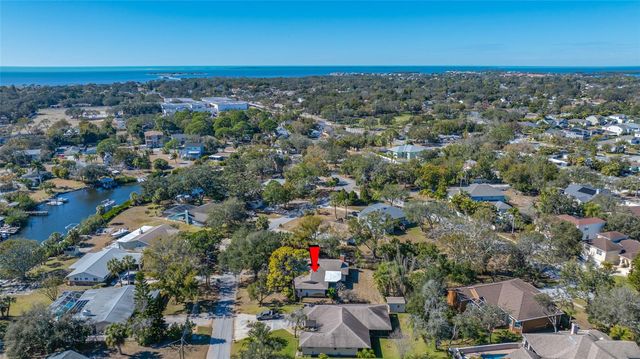 869 SEMINOLE BOULEVARD, Tarpon Springs, FL 34689