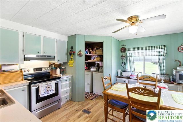 1174 Green Mount Drive, Chestnuthill Twp, PA 18330