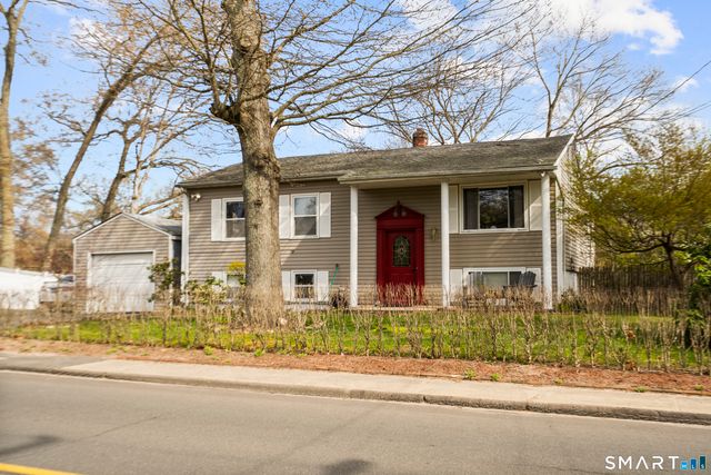 166 Glenwood Road, Clinton, CT 06413