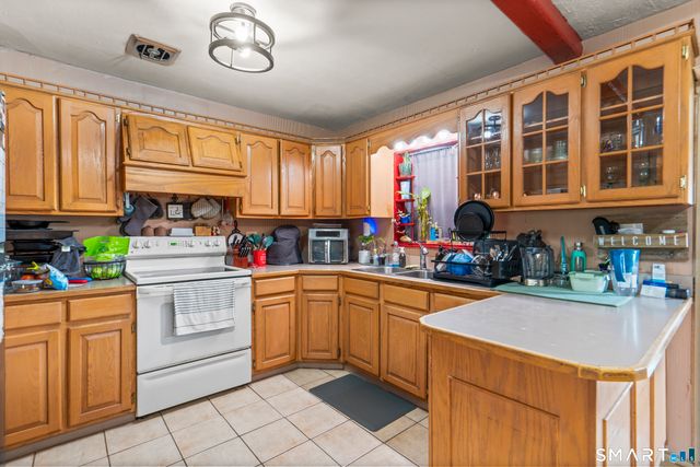 166 Glenwood Road, Clinton, CT 06413