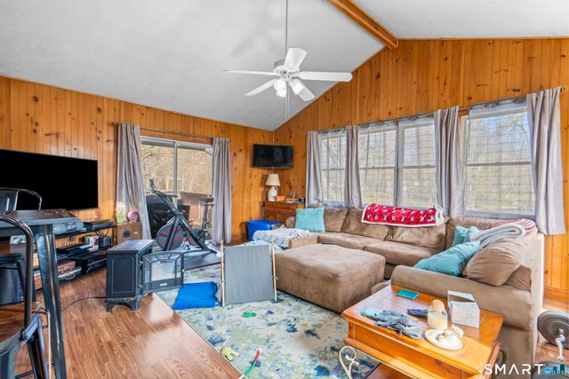 166 Glenwood Road, Clinton, CT 06413