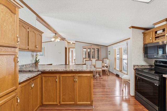 20 W Rock Lake Ct, Jackson Twp, PA 16063