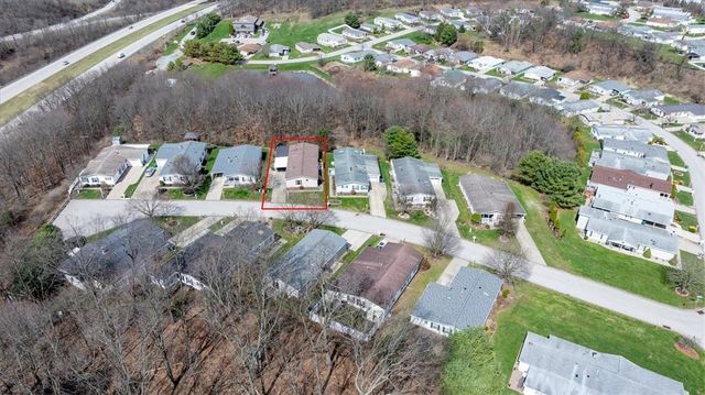 20 W Rock Lake Ct, Jackson Twp, PA 16063