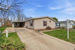 20 W Rock Lake Ct, Jackson Twp, PA 16063