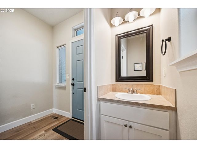 33544 Se STEINFELD St, Scappoose, OR 97056