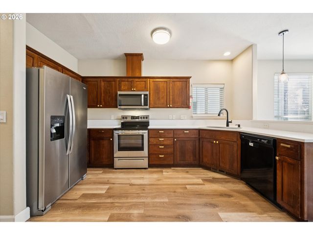 33544 Se STEINFELD St, Scappoose, OR 97056