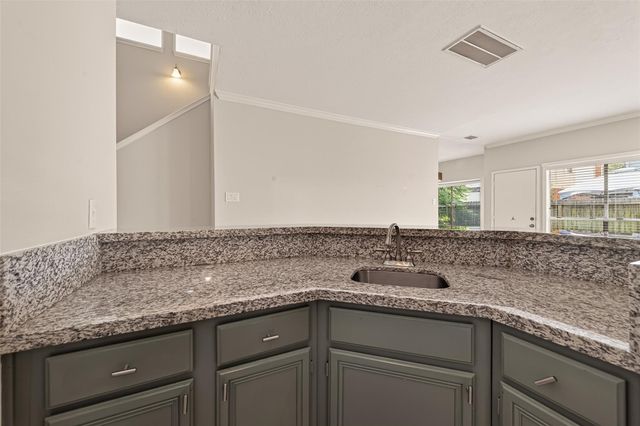 3215 Broken Bough Drive, Missouri City, TX 77459