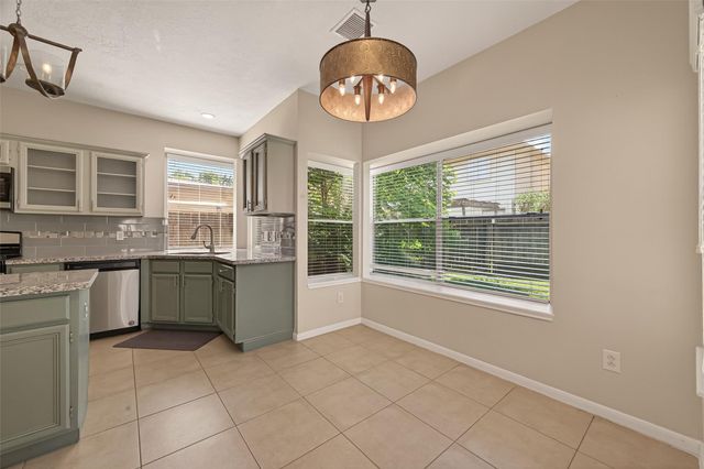 3215 Broken Bough Drive, Missouri City, TX 77459