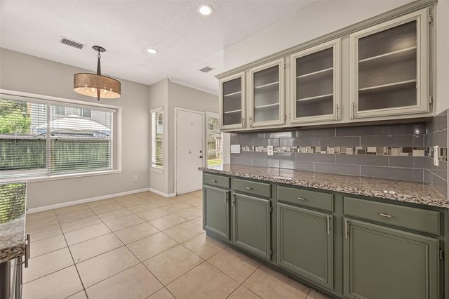 3215 Broken Bough Drive, Missouri City, TX 77459