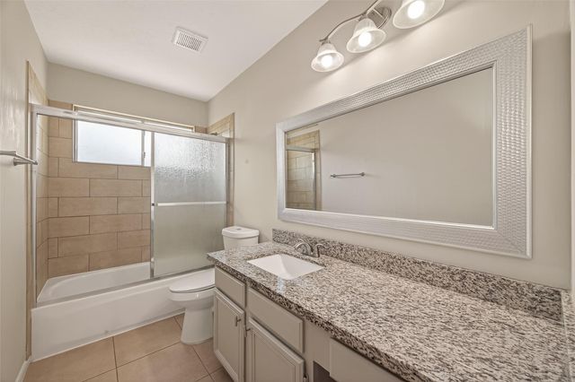 3215 Broken Bough Drive, Missouri City, TX 77459