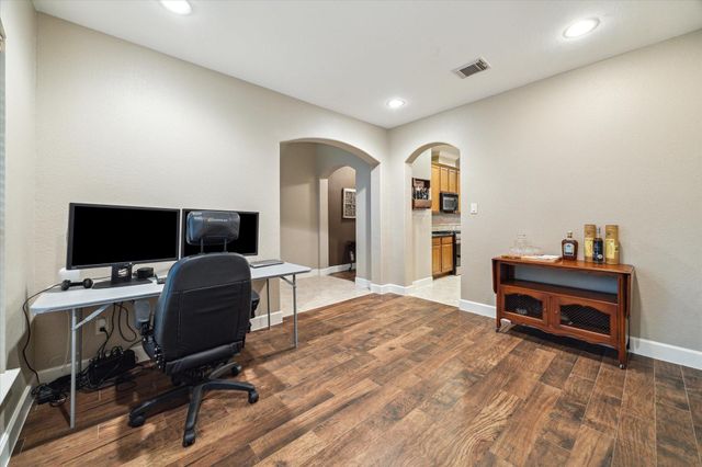 18411 S Raven Shore Drive, Cypress, TX 77433