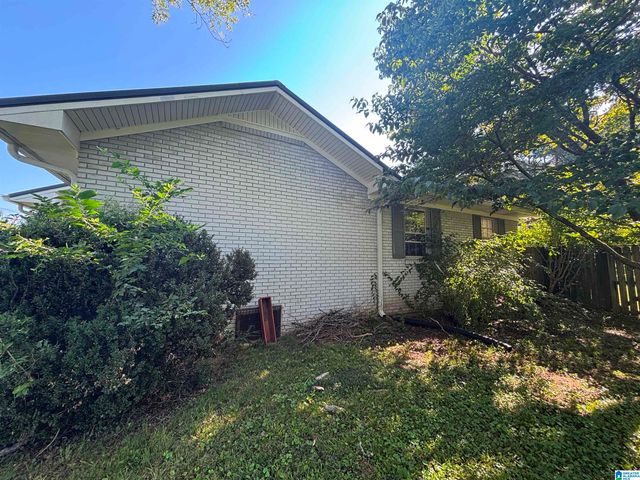 8341 N VALLEY ROAD, Pinson, AL 35126