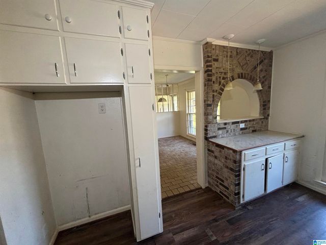 8341 N VALLEY ROAD, Pinson, AL 35126