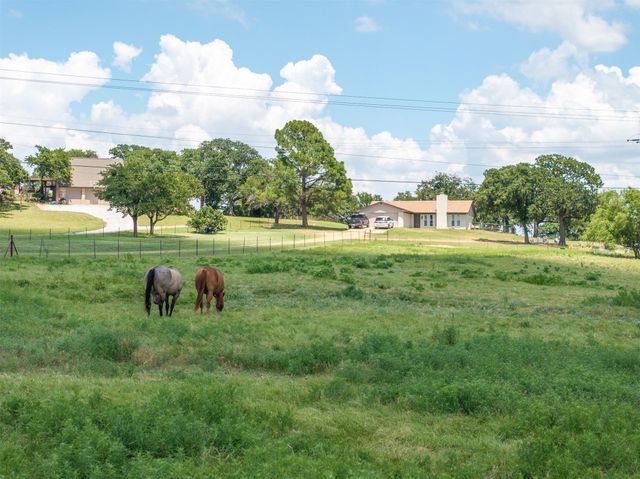 8959A Hilltop Road, Argyle, TX 76226