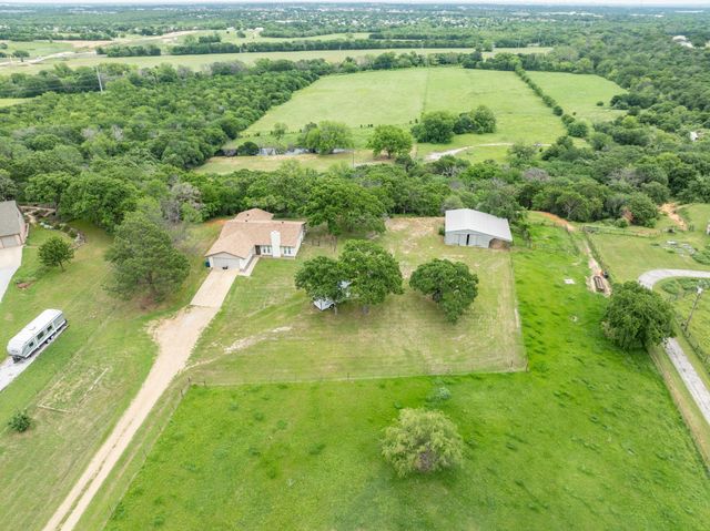 8959A Hilltop Road, Argyle, TX 76226