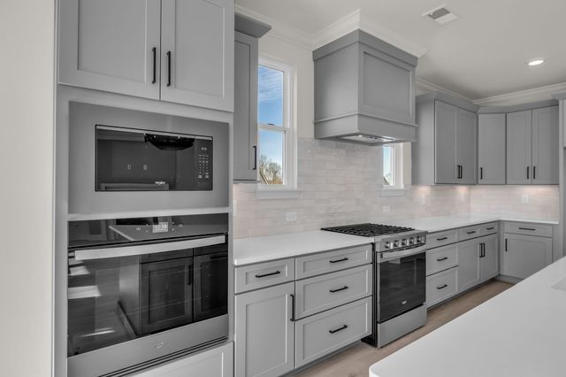 207 Phillips Bend, Spring Hill, TN 37174