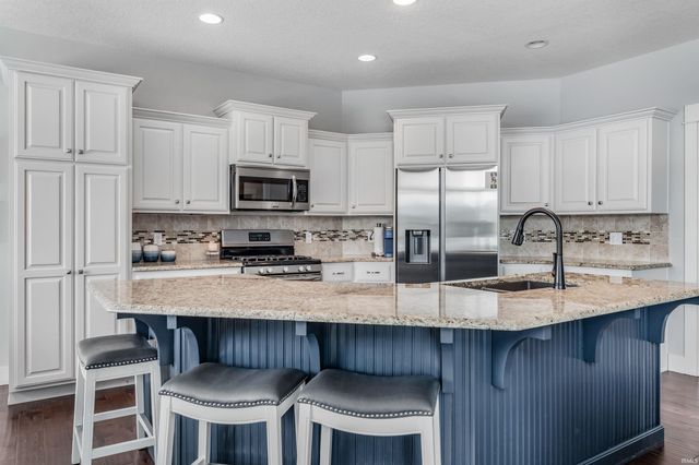 2925 Treviso Way, Fort Wayne, IN 46814