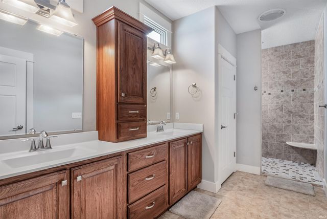 2925 Treviso Way, Fort Wayne, IN 46814