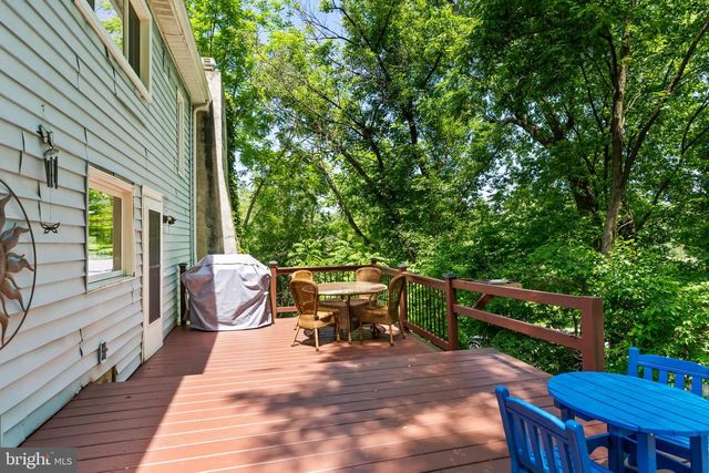 4968 ERBS BRIDGE RD, Mechanicsburg, PA 17050