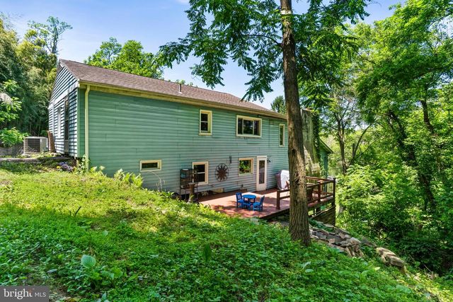 4968 ERBS BRIDGE RD, Mechanicsburg, PA 17050