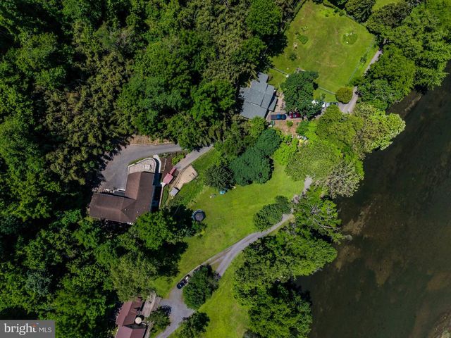 4968 ERBS BRIDGE RD, Mechanicsburg, PA 17050
