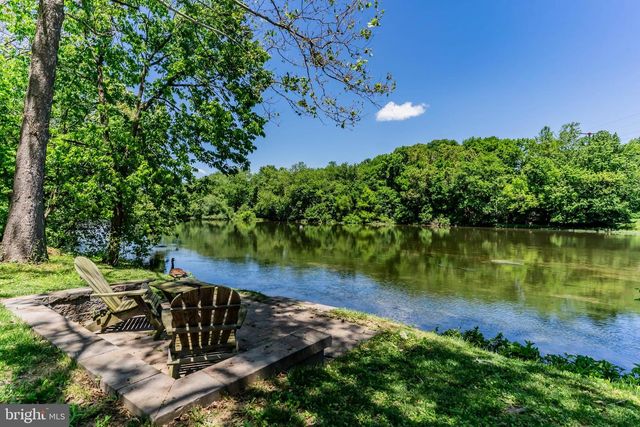 4968 ERBS BRIDGE RD, Mechanicsburg, PA 17050