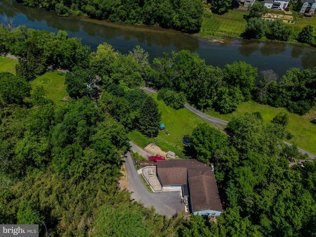 4968 ERBS BRIDGE RD, Mechanicsburg, PA 17050