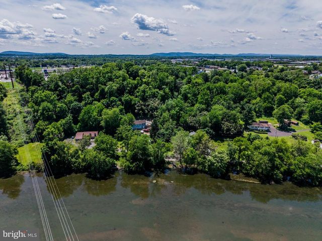 4968 ERBS BRIDGE RD, Mechanicsburg, PA 17050