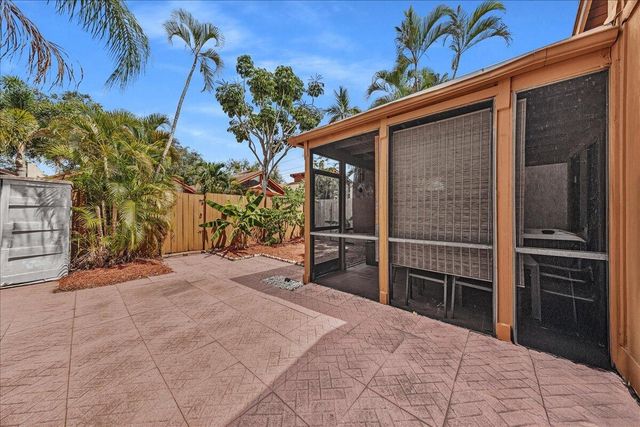 6120 NW 33rd Way, Fort Lauderdale, FL 33309