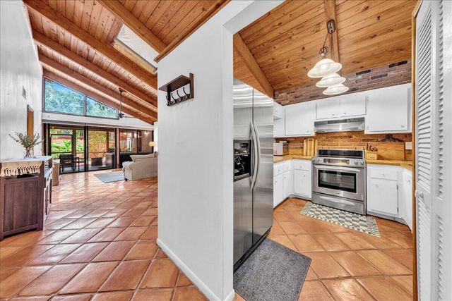 6120 NW 33rd Way, Fort Lauderdale, FL 33309