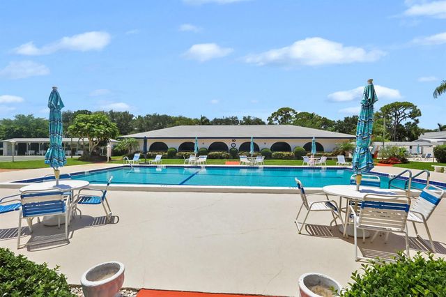 11 Garden Street 206T, Tequesta, FL 33469