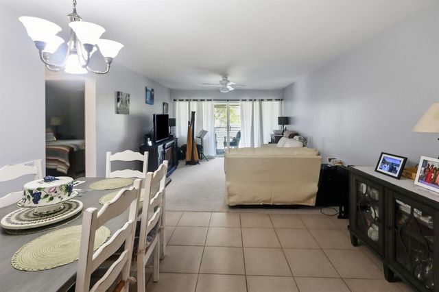 11 Garden Street 206T, Tequesta, FL 33469