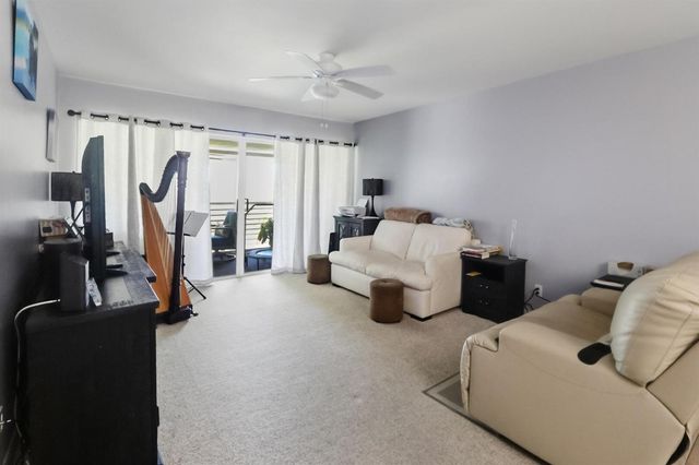 11 Garden Street 206T, Tequesta, FL 33469