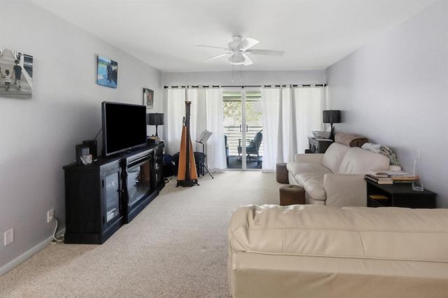11 Garden Street 206T, Tequesta, FL 33469