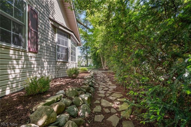 10137 Johnnycake Ridge Road, Concord Twp, OH 44077